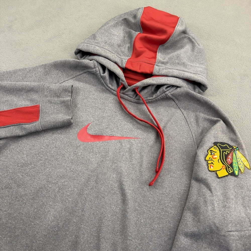 Nike Therma Training Dri Fit Hoodie Pullover Center Swoosh Mens M Blackhawks NHL